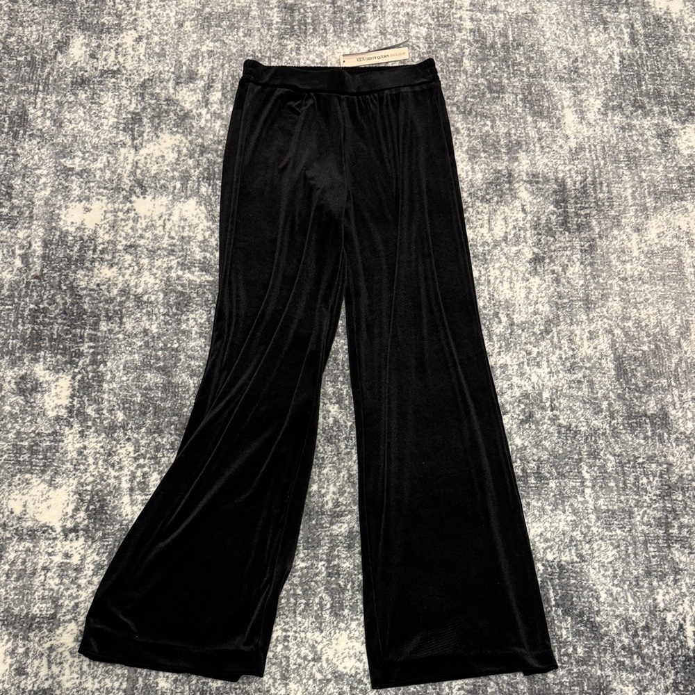 Aqua Velvet Black Wide Leg Pants